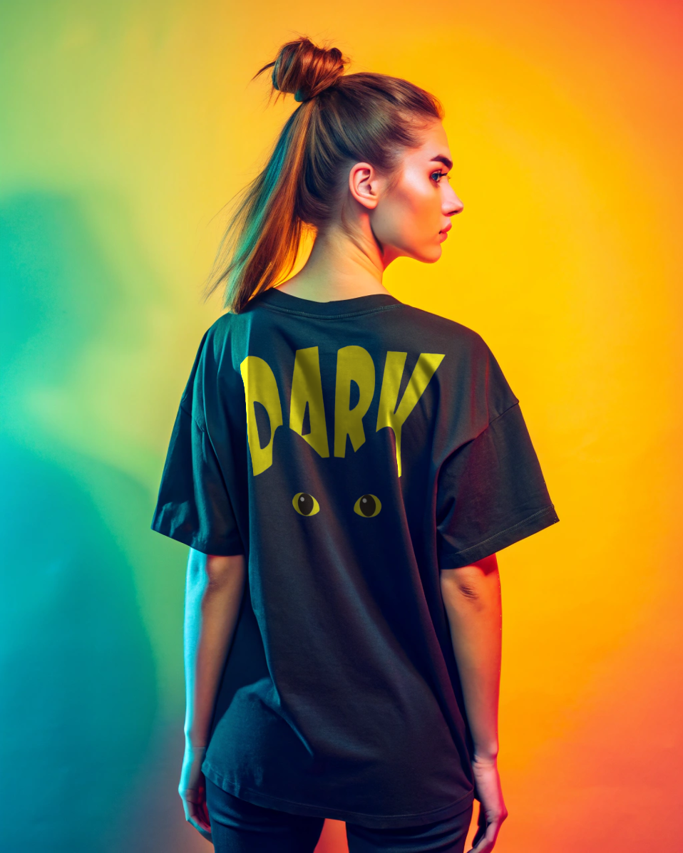 Dark cat eye - Women Oversized Tee